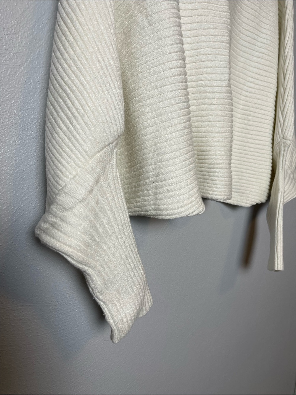 C+D+M Collection- Women's Cream Ribbed Balloon-Sleeve Sweater - Picture 3 of 7